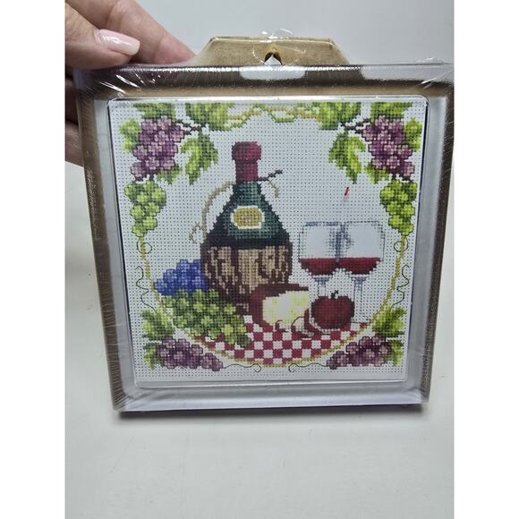 NEW Cross Stitch Kit Trivet WINE, GRAPE VINES (CS6) - Picture 1 of 2